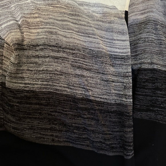 Chicos Size 1 open front easy drape cardigan black, ivory, & gray - Picture 5 of 10